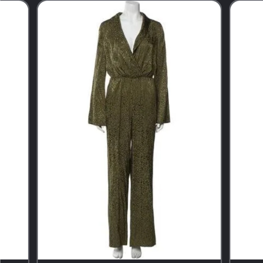 House of Harlow 1960 Olive Green Leopard Print shawl collar Jumpsuit SMALL